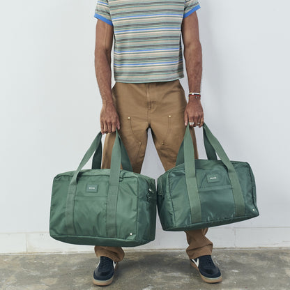 Wellington Weekender Medium Nylon Olive | State Bags Trending