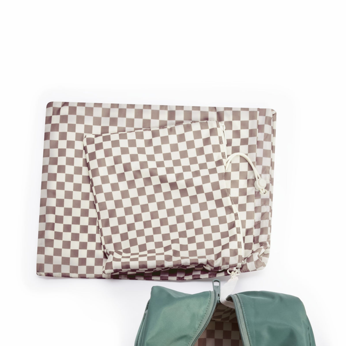 Wellington Weekender Medium Nylon Olive | State Bags Trending
